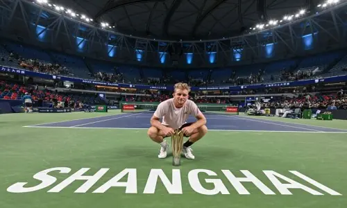 Davidovich Fokina beats rising star Jodar to win Shanghai Masters