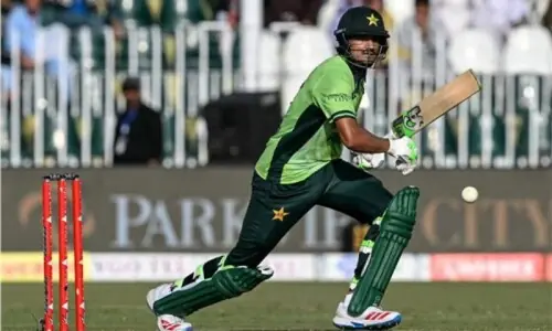 Hasan Nawaz, Arafat Minhas lead fightback as Pakistan post 302 in tri-series match against England