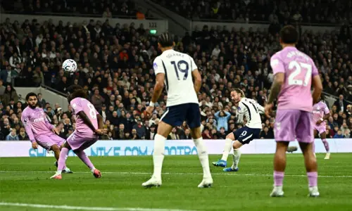 Maddison sparkles as Spurs end Premier League winless run