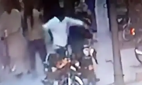 Suspect who assaulted woman riding scooty in Lahore granted bail by magistrate