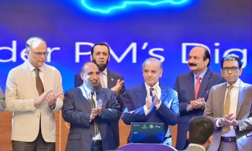 500,000 Chromebooks to be distributed among students across country over 2 years, announces PM Shehbaz