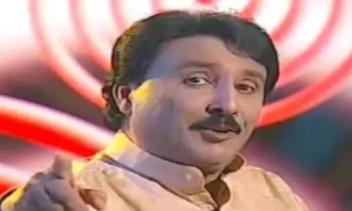 Renowned Pashto folk singer Gulrez Tabassum dies at 77