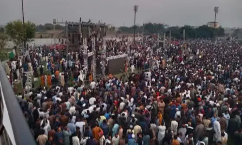 1 dead, over 14 injured during stampede at TikToker's mehndi ceremony in Sialkot 1 dead, over 14 injured during stampede at TikToker's mehndi ceremony in Sialkot