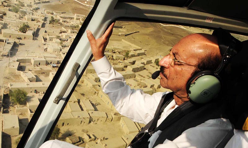 Chief Minister Sindh Syed Qaim Ali Shah undertaking aerial view of the devastation caused by the earthquake in Awaran Balochistan.— Photo by Online