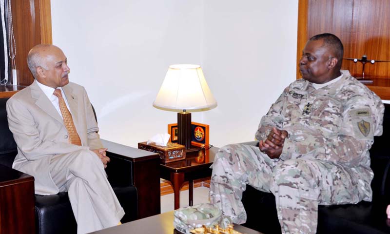 Secretary Defense, Lt Gen (Retd) Asif Yasin Malik 
exchanges views with General Lloyd J Austin, Centcom Commander Called during meeting 
at Ministry of Defense in Rawalpindi on Friday, October 04, 2013. — Photo by PPI