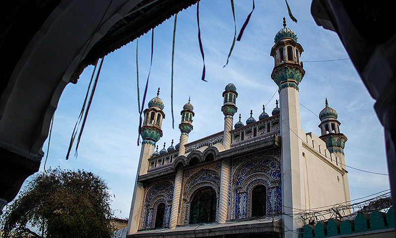 Sakhi Sarwar Shrine exterior