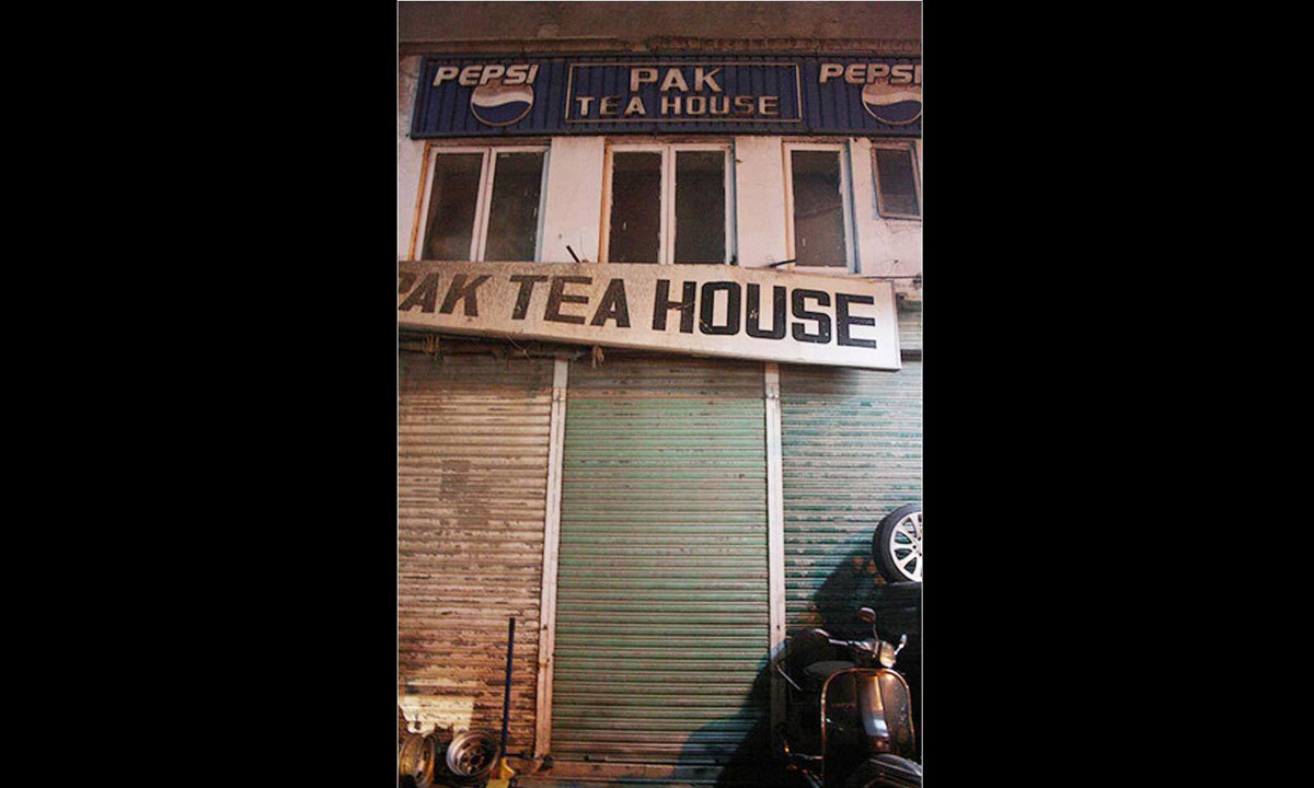 The facade of the Pak Tea House during its abandonment.