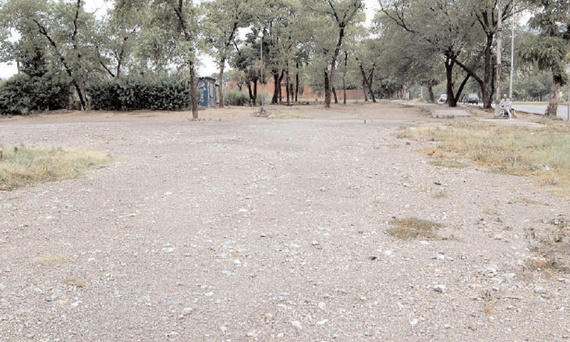 The site of the G-7/2 Ramazan bazaar. &mdash; Photo by Ishaque Chaudhry