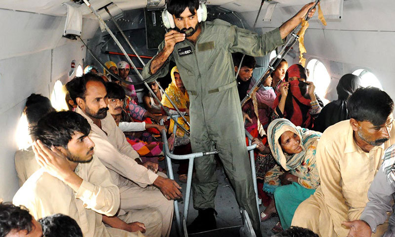  Army helicopters rescue trapped people out of flood hit areas in Rawalpindi and surroundings. — Photo by Online 