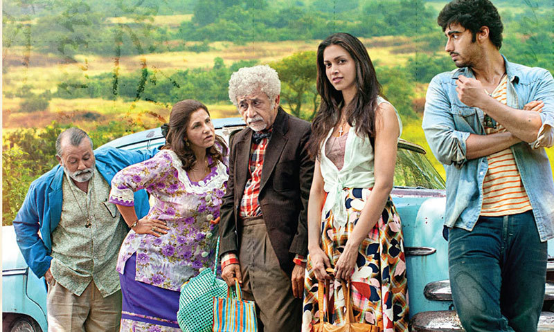  Arjun Kapoor, Deepika Padukone, Naseeruddin Shah, Dimple Kapadia and Pankaj Kapoor in a scene from "Finding Fanny". – Courtesy Photo 