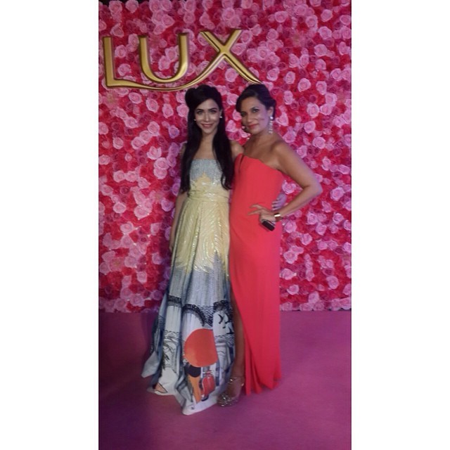  The duo dazzles on the pink carpet. – Photo Courtesy Sunday Times Instagram  