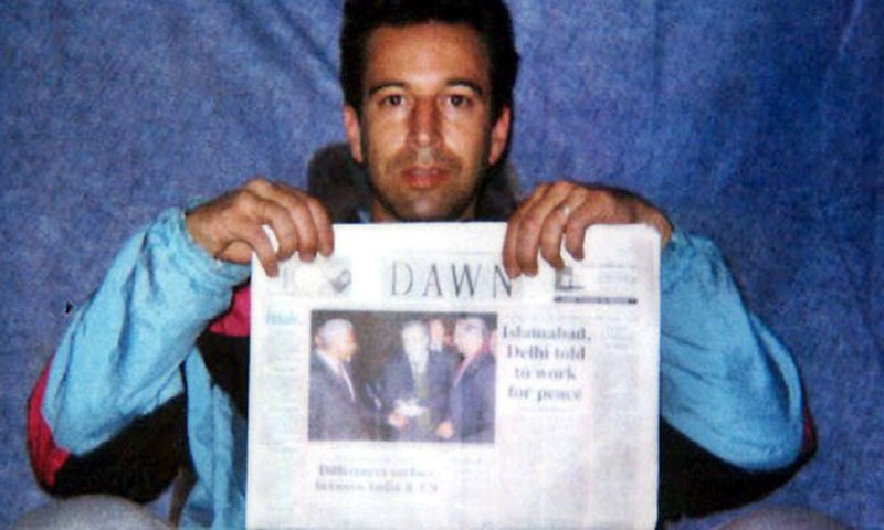 One of the photos taken of Wall Street Journal reporter Daniel Pearl prior to his death.—AP/File photo