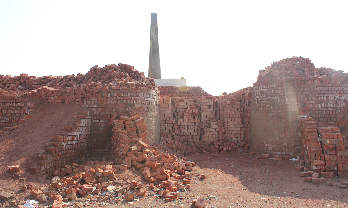 The brick kiln. — Photo by Xari Jalil