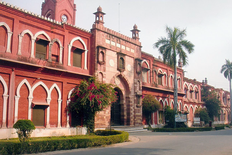  The Aligarh University that was formed by Sir Syed Ahmed Khan to modernise Muslim education in India. 