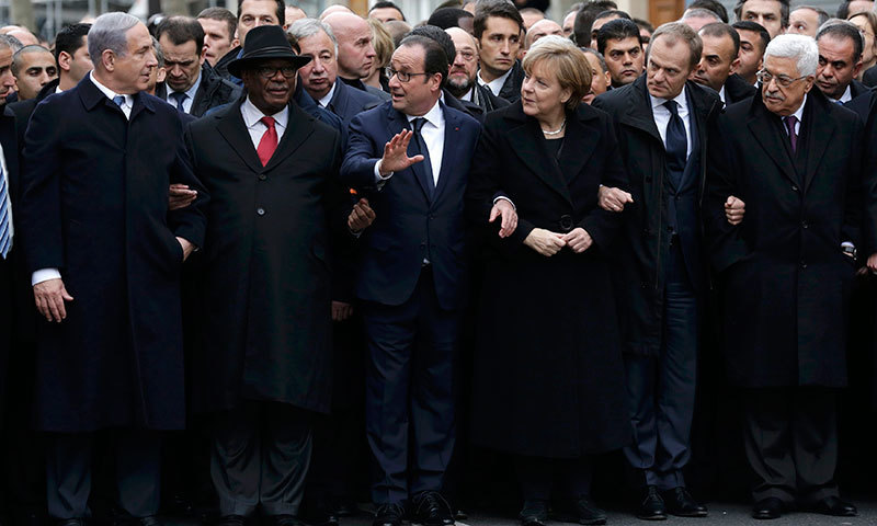 French President Francois Hollande, Israel's Prime Minister Benjamin Netanyahu, Mali's President Ibrahim Boubacar Keita, Germany's Chancellor Angela Merkel, European Council President Donald Tusk and Palestinian President Mahmoud Abbas as they attend the solidarity march in Paris. —AFP/File