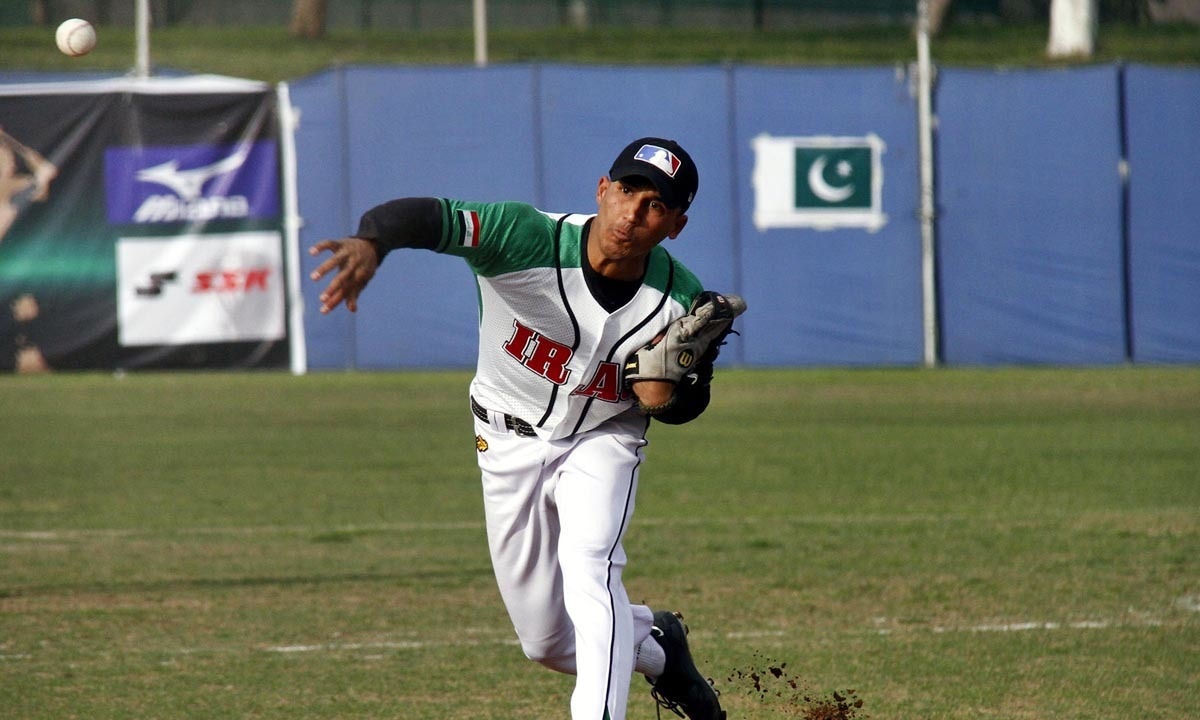 پاکستان ہیڈ کوچ مصدق حنیف نے دعوی کیا کہ ان کی ٹیم آرام سے یہ ٹورنامنٹ اپنے نام کرنے کی اہل ہے۔