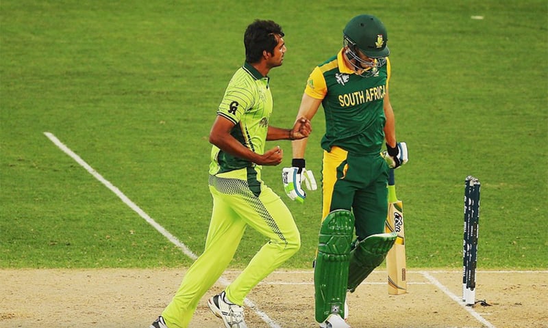 راحت علی نے فاف ڈیو پلیسی کی اہم وکٹ لے کر پاکستان کو اہم کامیابی دلائی۔ تصویر بشکریہ آئی سی سی