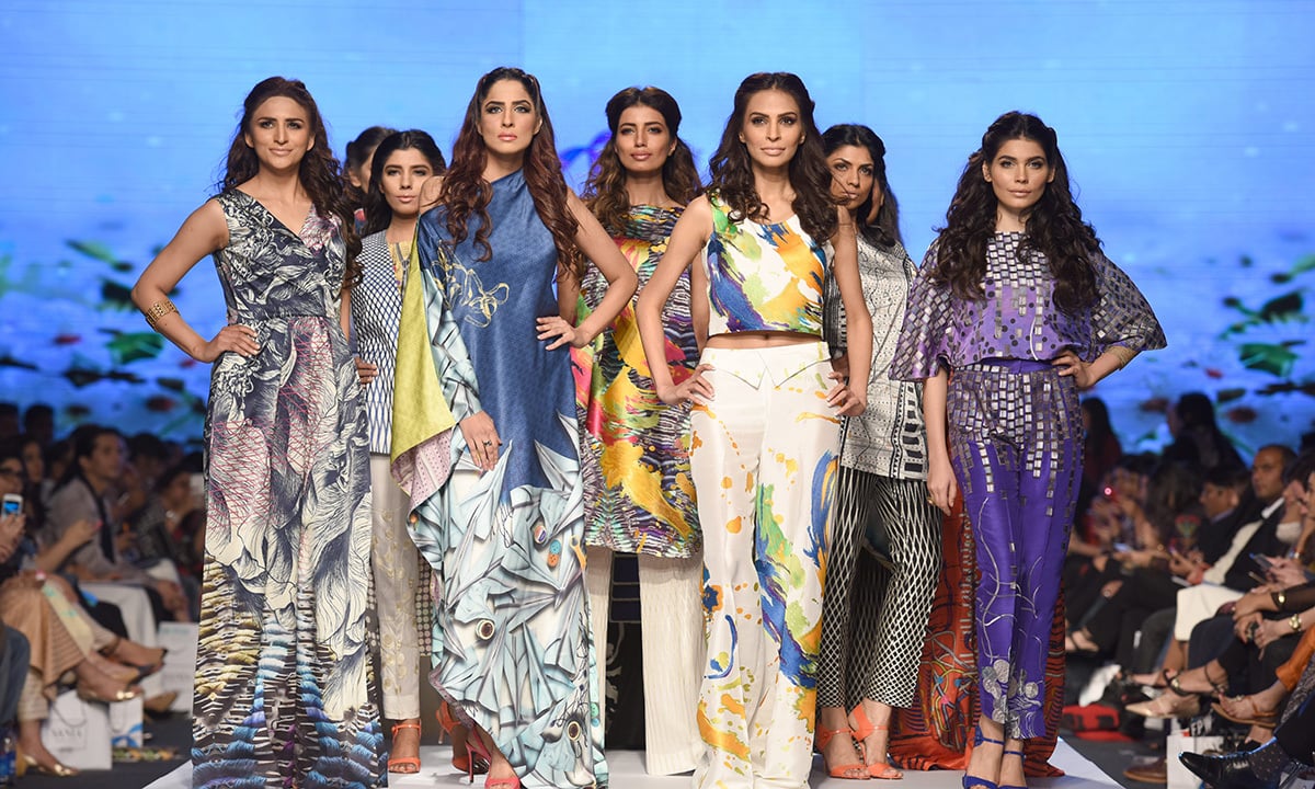 Designer: Sania Maskatiya.- Tapu Javeri