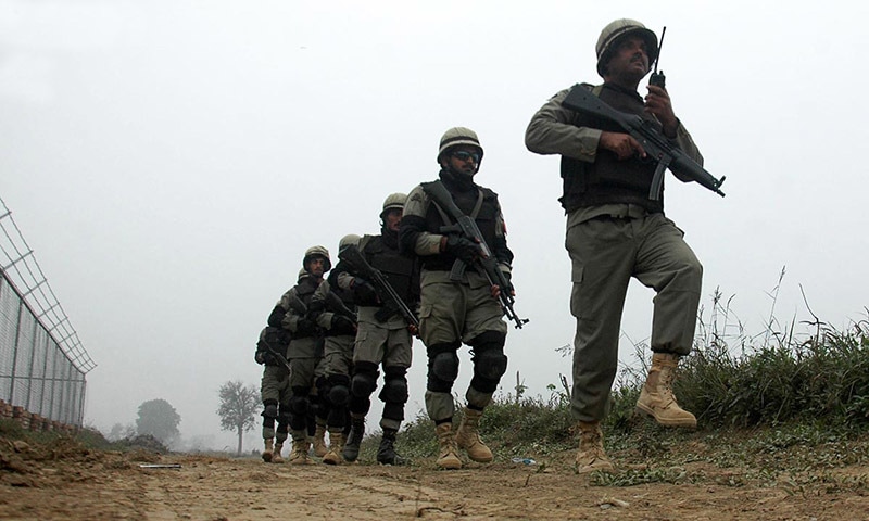 Pakistan Rangers’ soldiers seen alert at Zero Line, Wagah Border as the security forces are on high alert on the border after shelling in Shakargarh Sector.— Online