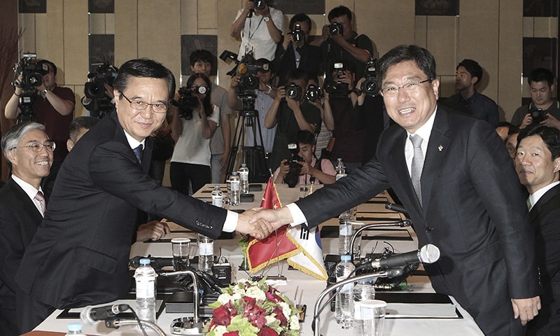 S. Korea, China formally sign free trade pact - World - DAWN.COM