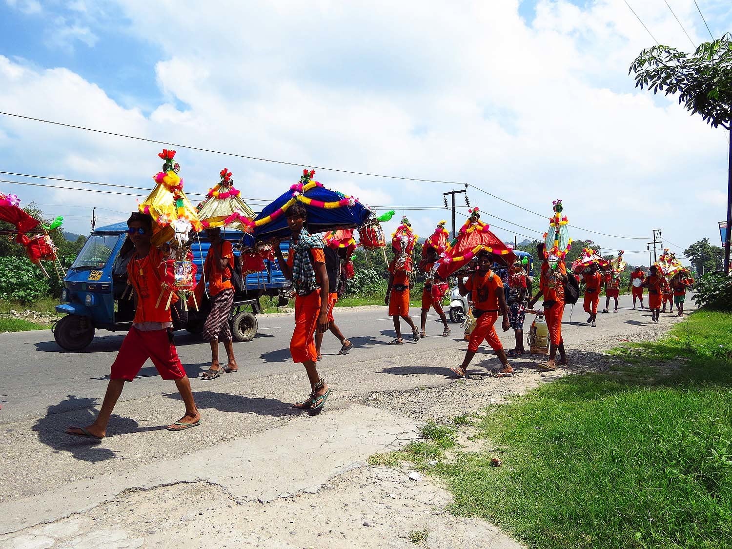 Pilgrims walking towards Haridwar.