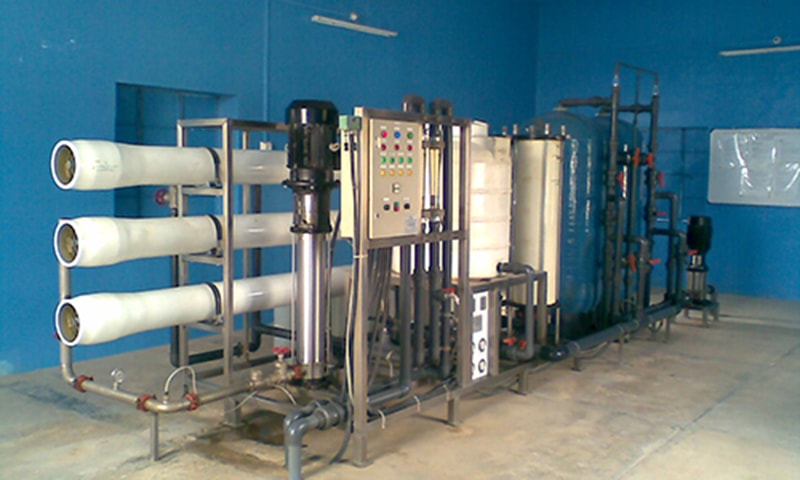 Pak Oasis has installed 400 reverse osmosis plants in the region’s villages, including Asia’s biggest plant which is installed in Mithi. —Photo by the author