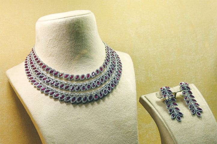 Intricately crafted masterpieces at the Jaipur Jewellery Show