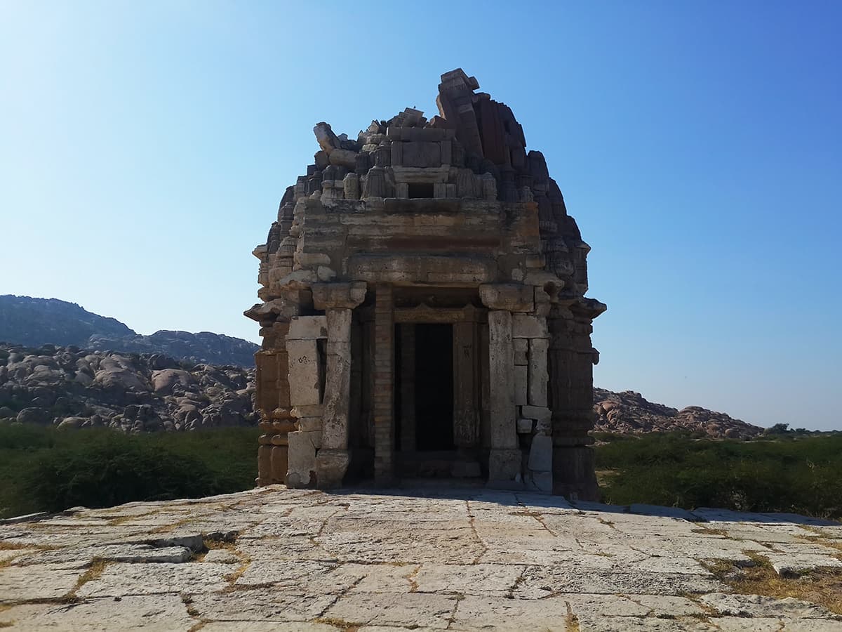 A small Jain temple in Bhodisar. — Photo by author