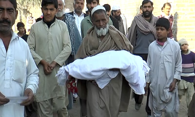 The funeral of the eight-month-old child is being taken to a graveyard for burial.─ Photo by author