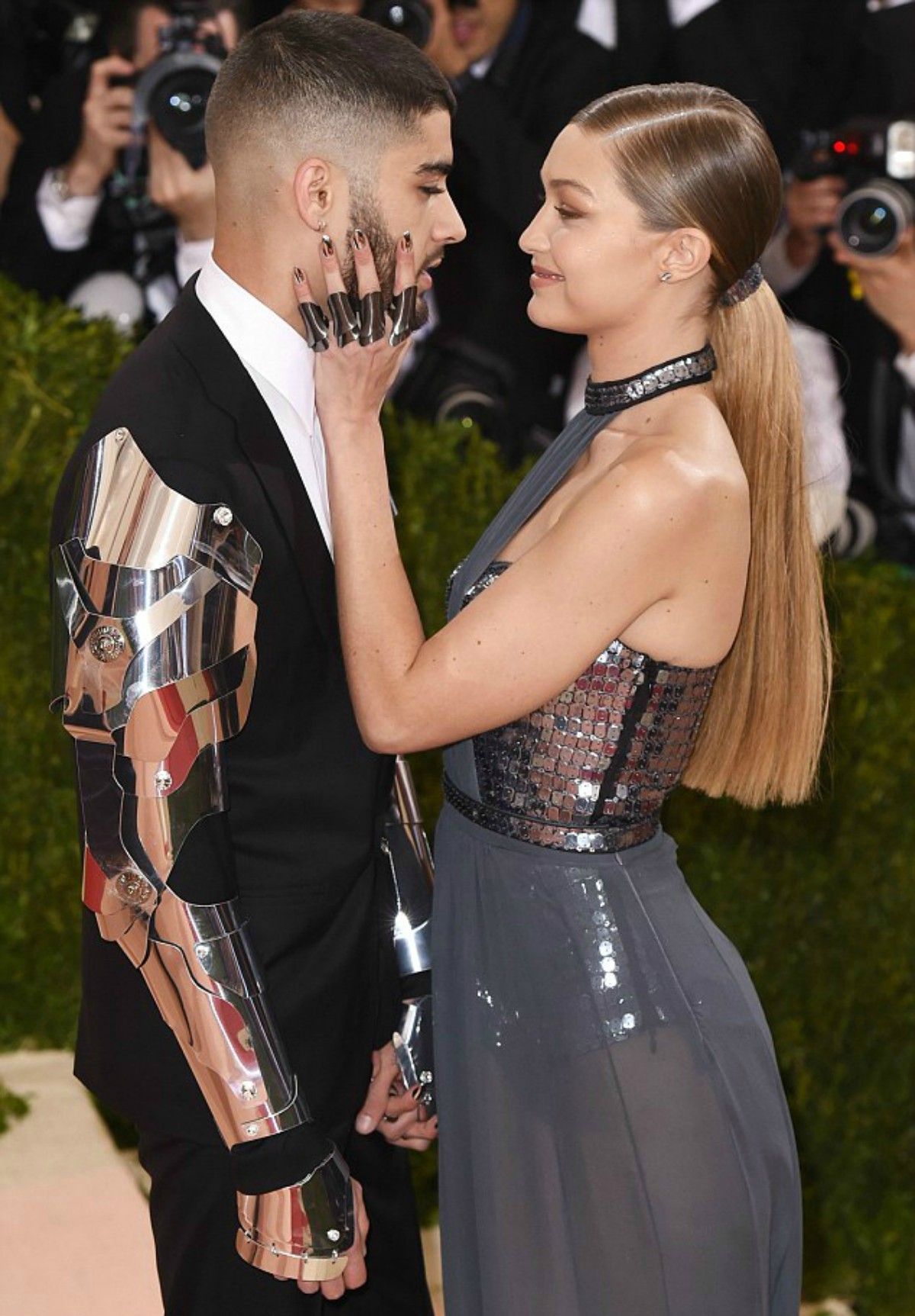 Zayn Malik and Gigi Hadid make their red carpet debut as a couple and it's adorable