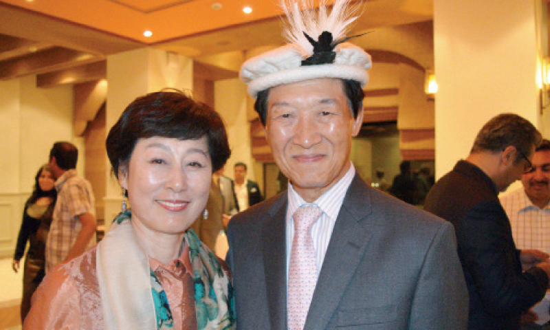 South Korean Ambassador Dr Song Jong-hwan and his wife at a farewell dinner given by the Gandhara Art and Culture Association in Islamabad.