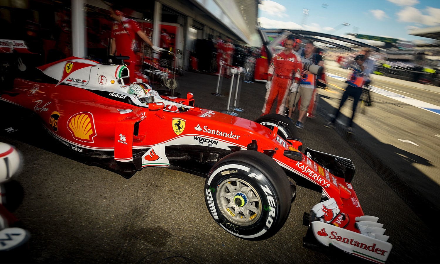 کار ریس جرمنی کے جنوبی علاقے میں منعقد ہوئی&mdash;فوٹو: اے ایف پی