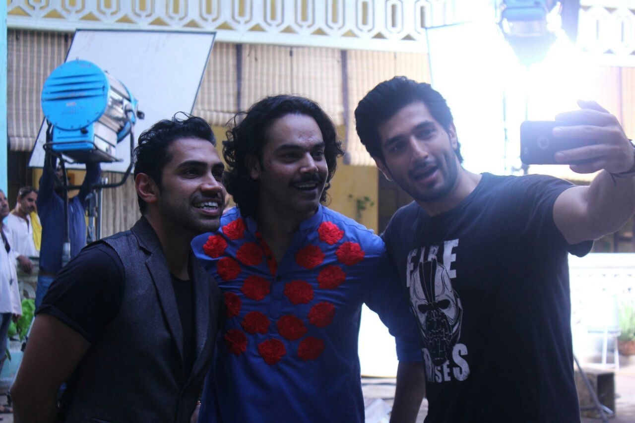 Qurram with Rangreza cast, Gohar Rasheed and Bilal Ashraf