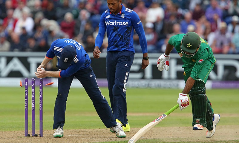 سرفرازاحمد 21 درجے ترقی پاکر 40 ویں نمبر پر آگئے ہیں&mdash;فوٹو: اے ایف پی