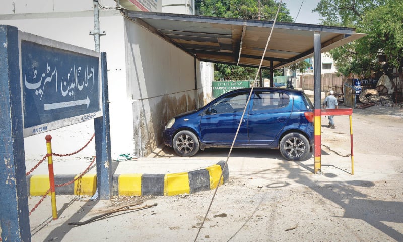 A second street in Karachi named after hockey legend Islahuddin. / Photos by Fahim Siddiqi/White Star
