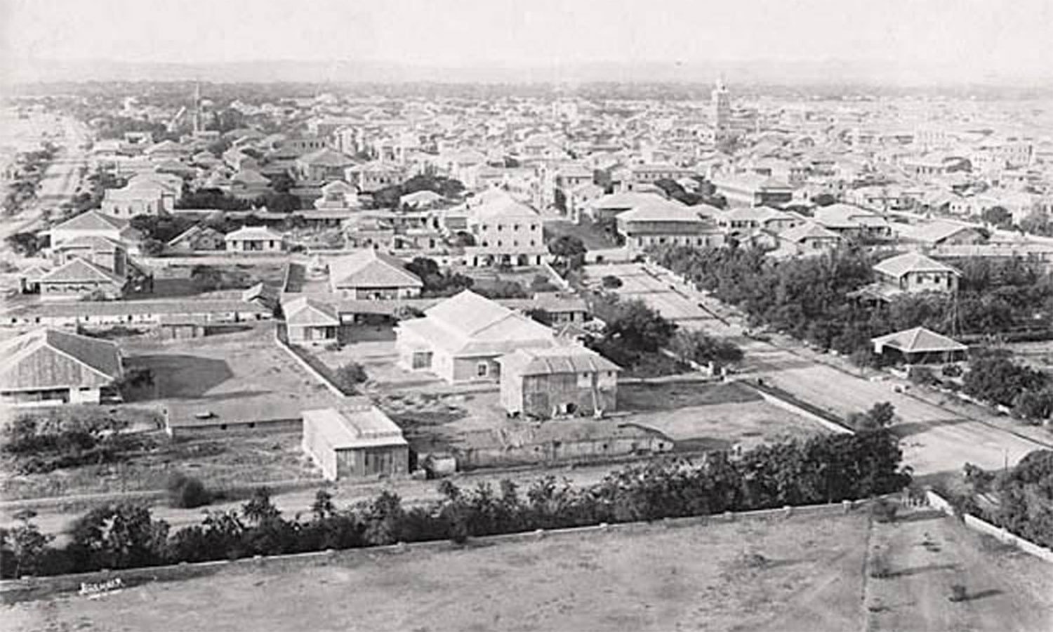 1889 کے کراچی کا ایک منظر &mdash; فوٹو بشکریہ وکی پیڈیا