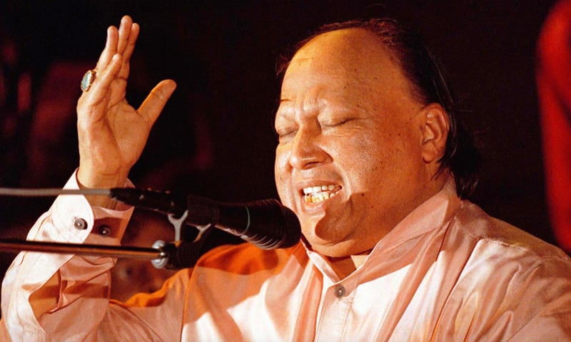 نصرت فتح علی خان 1948 میں پیدا ہوئے تھے &mdash; فائل فوٹو:  رائٹرز