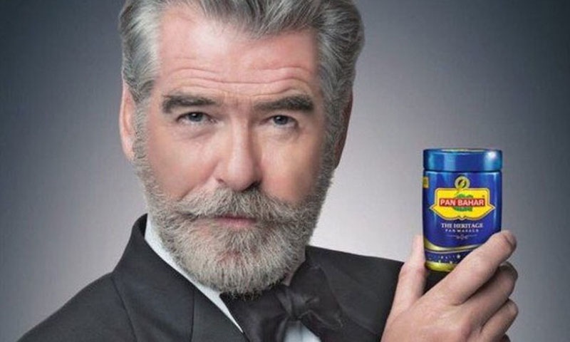 ایک اشتہار میں پیرس بوسنن انڈین 'پان بہار' کی تشہیر کرتے ہوئے نظر آئے تھے&mdash;۔پبلسٹی فوٹو