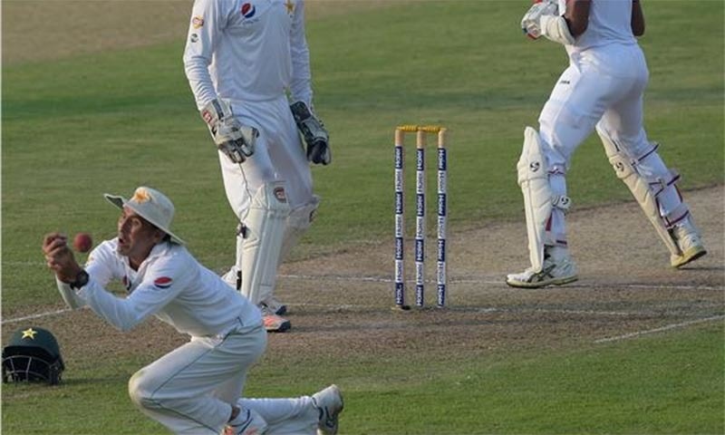 Younis Khan drops a catch off West Indies' batsman Shane Dowrich. ─AFP Younis Khan drops a catch off West Indies' batsman Shane Dowrich. ─AFP
