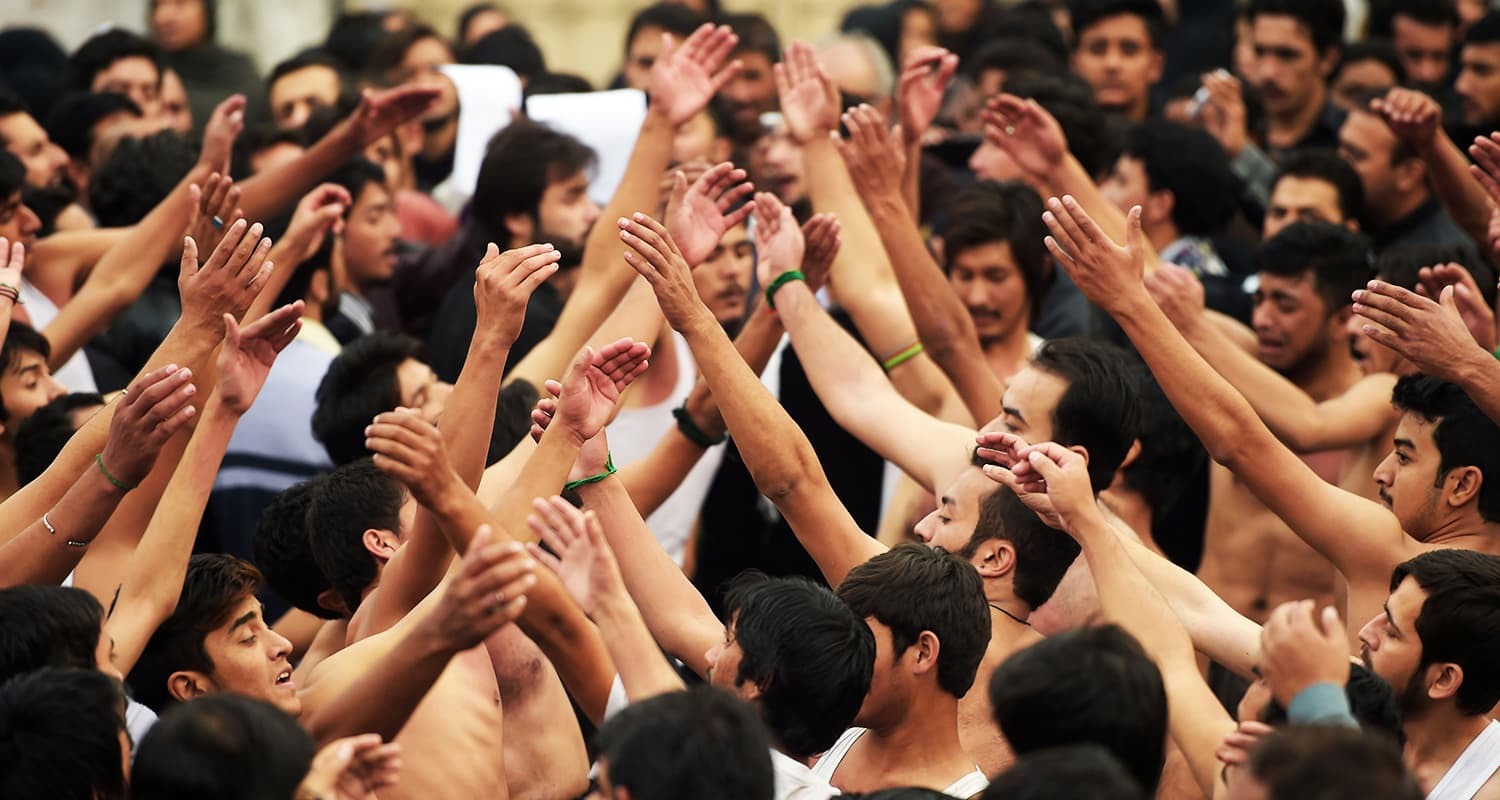 پاکستان کے مختلف شہروں میں مرکزی جلوس نکالے گئے&mdash;فوٹو: اے ایف پی