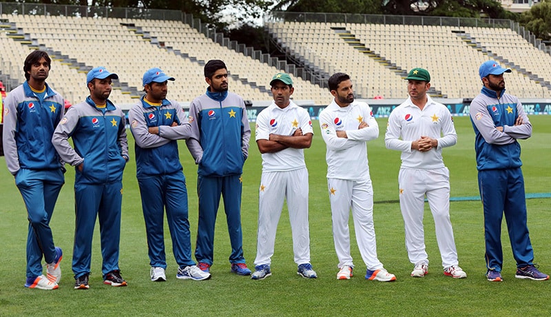 Pakistan players look on after they lost the second Test .&mdash; AFP
