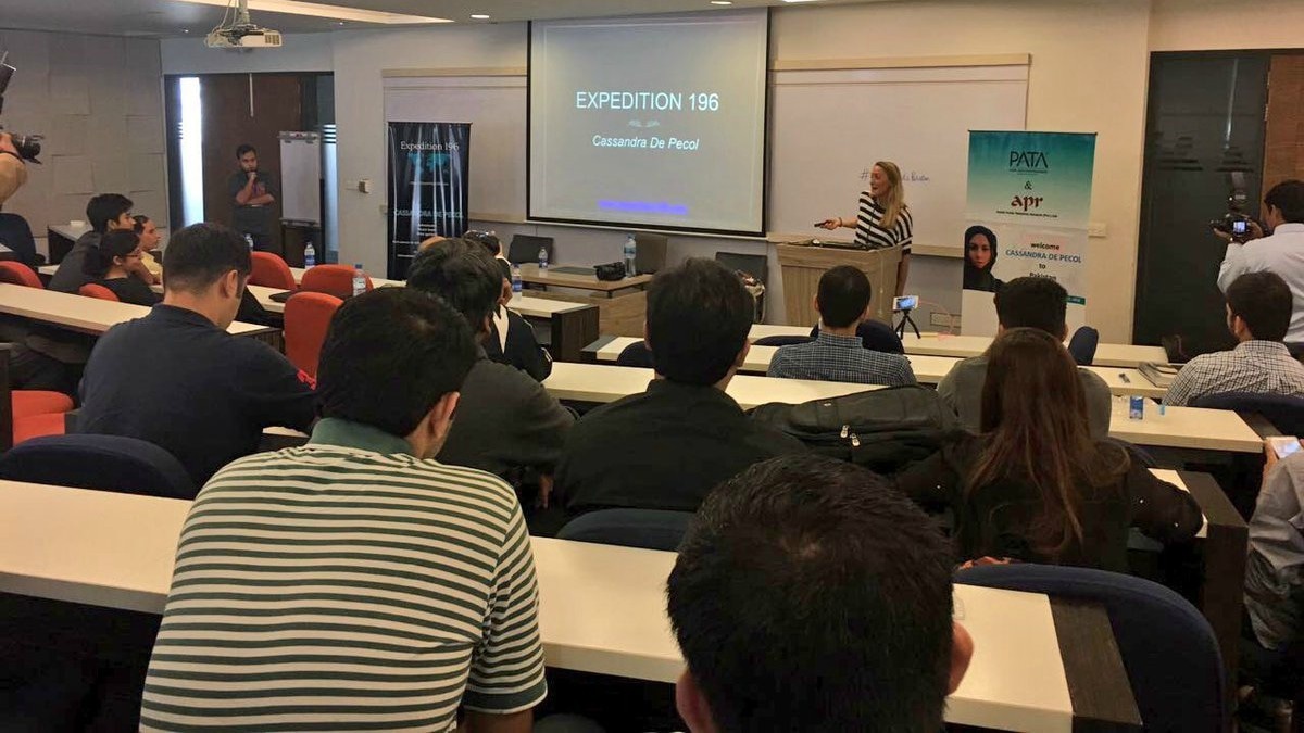 Cassie giving a talk at IBA, Karachi - Photograph by umairica/Twitter