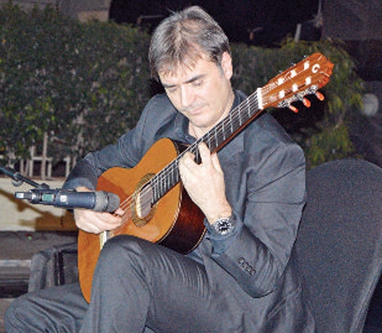 Spanish guitarist Rafael Serrallet at a concert.