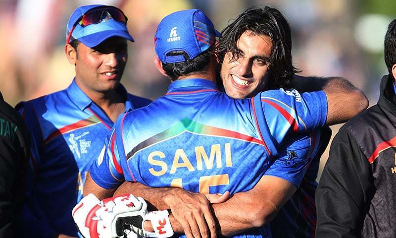 شاہ پور زدران بھائی کے ساتھ گاڑی میں گھر جا رہے تھے&mdash; فائل فوٹو: اے پی