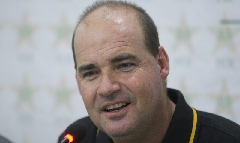 مکی آرتھر کا کہنا ہے کہ ٹیم کی بیٹنگ اور باؤلنگ تسلی بخش رہی&mdash;فائل/فوٹو: اے پی