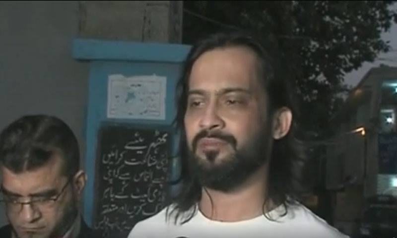 ٹی وی میزبان وقار ذکاء