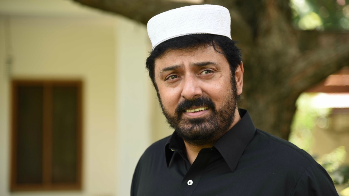 Noman Ejaz plays Gulistan Khan, head of one of the most influential families of their village