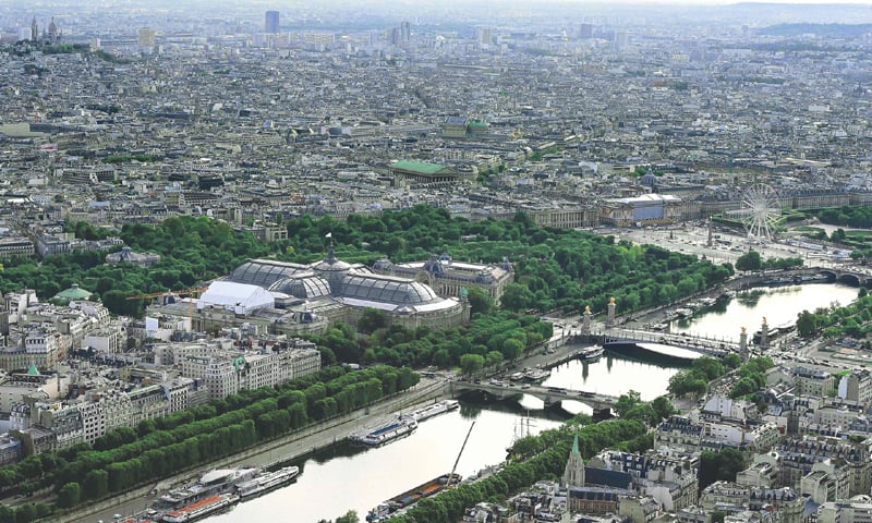 PARIS: A view of the Grand Palais, the proposed venue for the 2024 Olympic Games taekwondo and fencing events, on Tuesday.—AFP PARIS: A view of the Grand Palais, the proposed venue for the 2024 Olympic Games taekwondo and fencing events, on Tuesday.—AFP