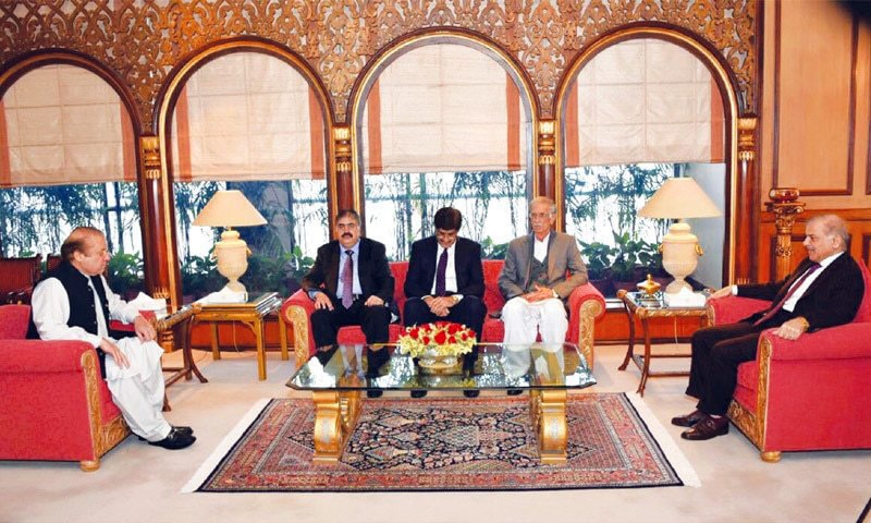 PRIME Minister Nawaz Sharif meets the chief ministers of the four provinces ahead of the CCI meeting last year.&mdash;White Star/File