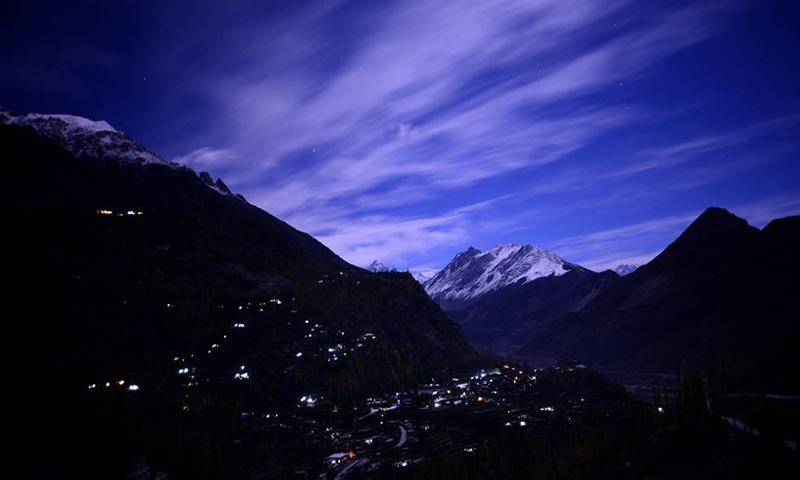 مبین انصاری کی تصاویر میں ایک ایسی دلکشی نظر آتی ہے جو دیکھنے والے کو حیران کردے &mdash; فوٹو: بشکریہ مبین انصاری فیس بک پیج